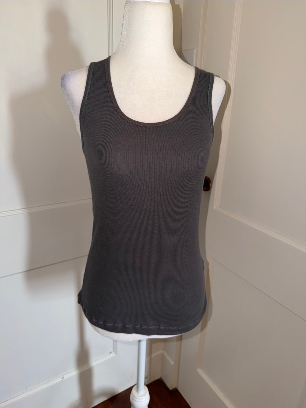 ⭐️5/$10 Women’s Ribbed Scoop Neck Tank Top Charcoal Size Large